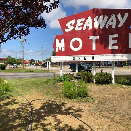 Roosevelt Park Seaway Motel מראה חיצוני תמונה