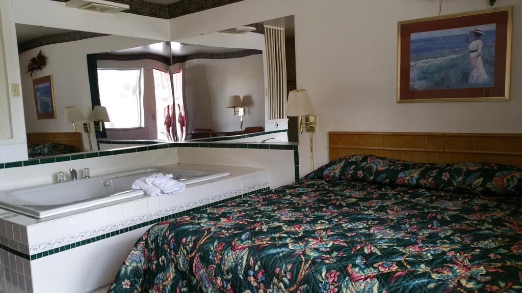 Roosevelt Park Seaway Motel מראה חיצוני תמונה