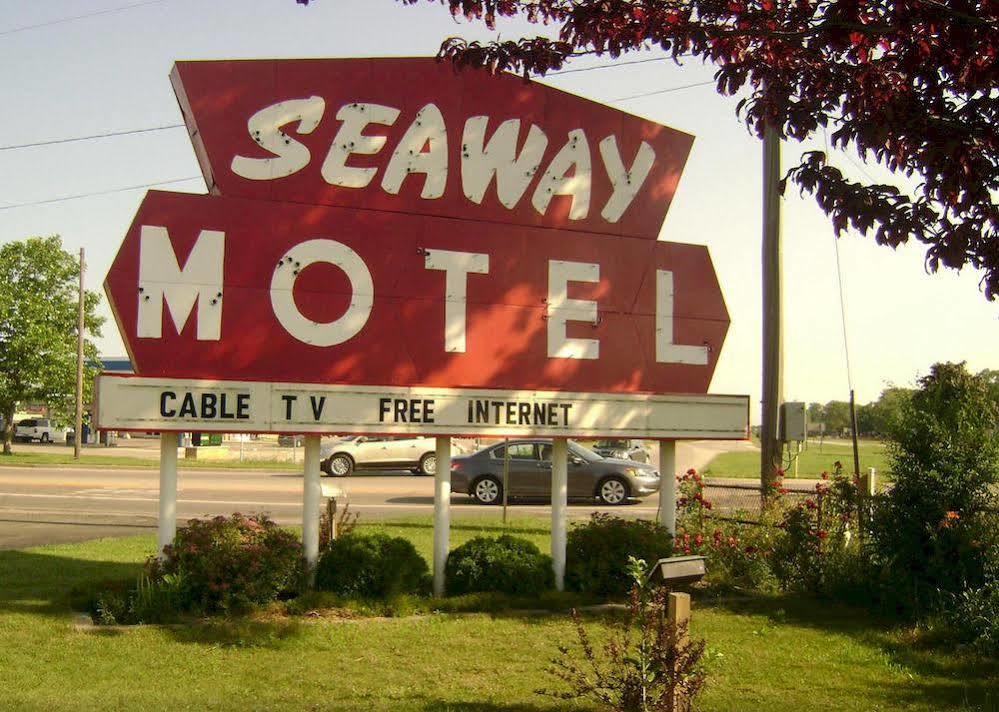 Roosevelt Park Seaway Motel מראה חיצוני תמונה